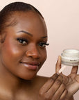BKIND Crème visage florale apaisante et repulpante avec acide hyaluronique Soins corporels BKIND