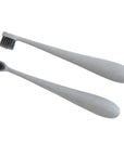 Glitter & Spice Brosse à dents pour enfant en paille de blé Accessoires Glitter & Spice Gris
