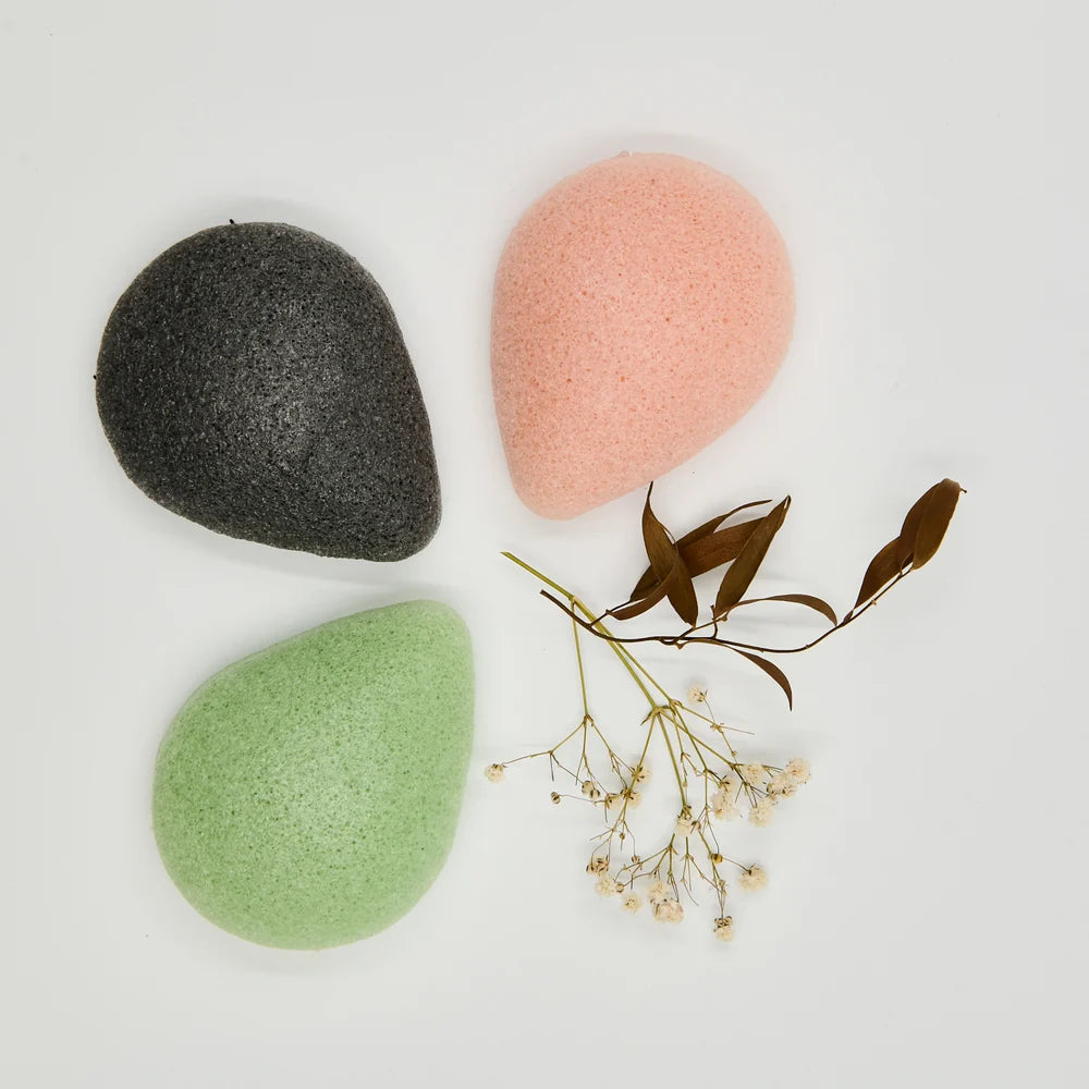 Les Mauvaises Herbes Éponge konjac purifiante au thé vert Soins corporels Les Mauvaises Herbes