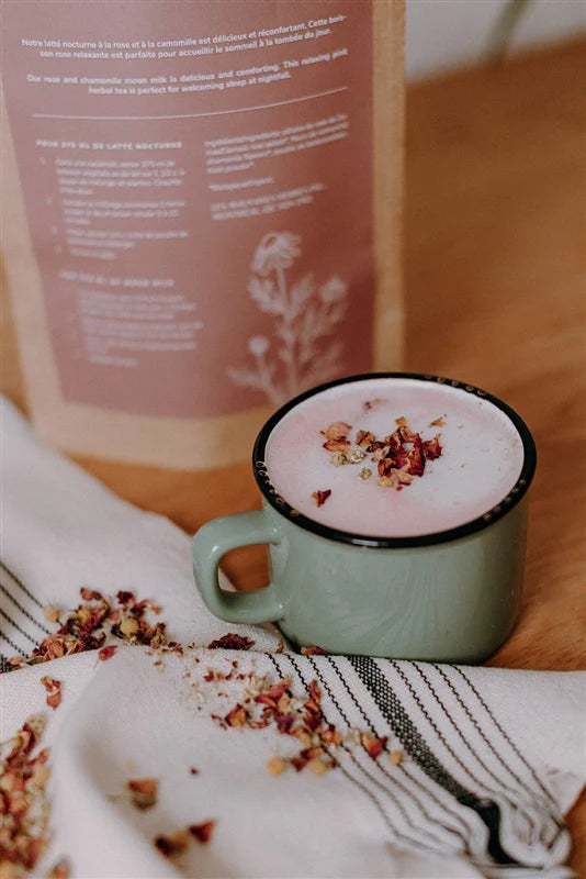 Les Mauvaises Herbes Latté nocturne rose - Rose et camomille Soins corporels Les Mauvaises Herbes   