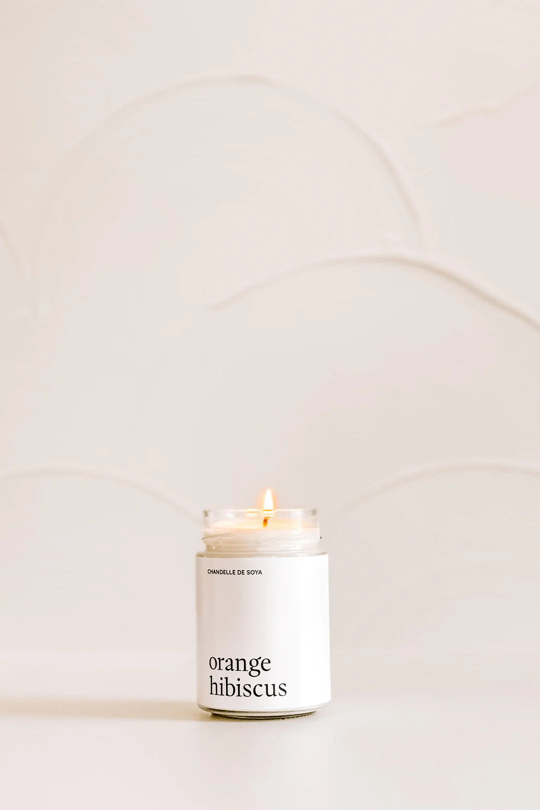 Marée Chandelles Chandelle de soya 314 ml Maison Marée Chandelles 314ml Orange et hibiscus